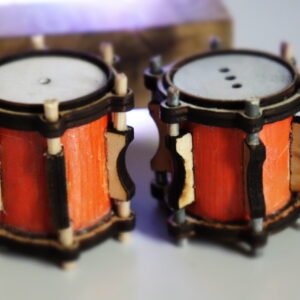 Red/natural salt n pepper shakers